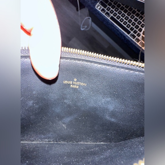 Louis Vuitton Clutch - Picture 7 of 11